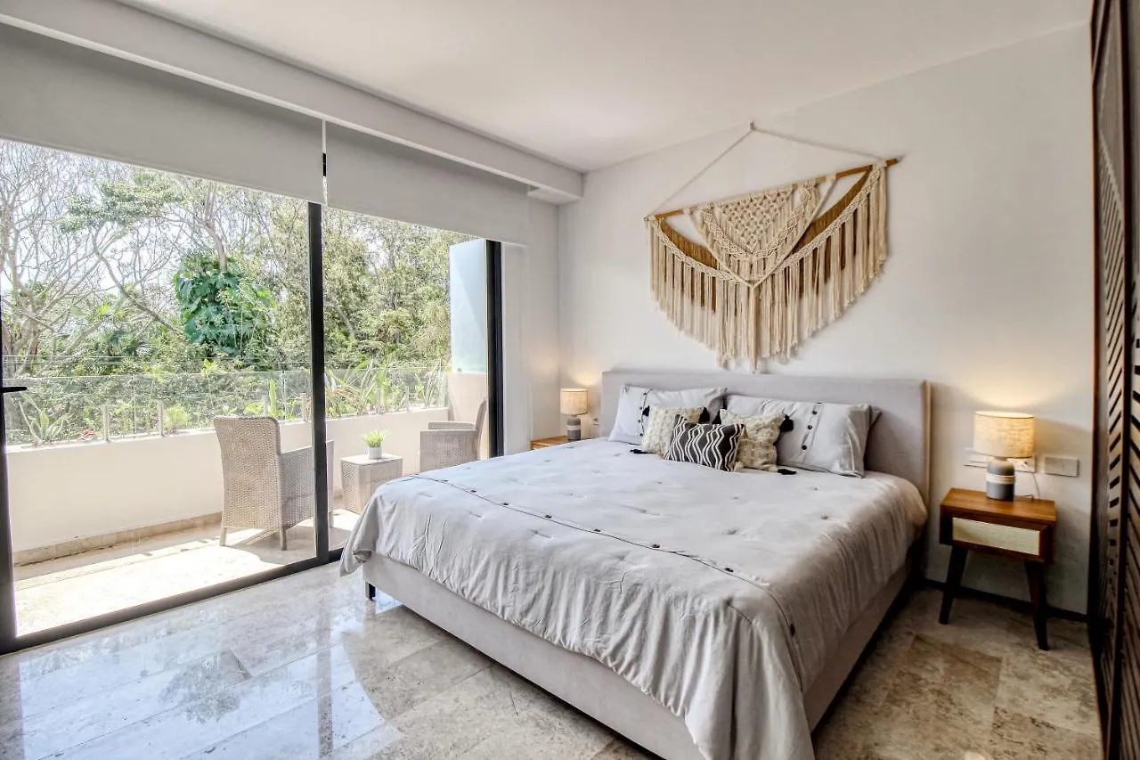 فندق Menesse 102 At Av Coba تولوم