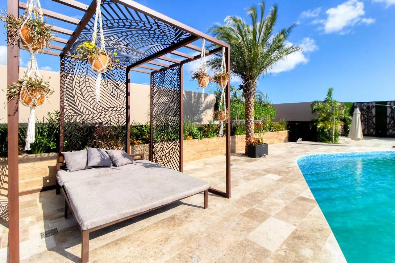 فندق Menesse 102 At Av Coba تولوم